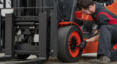 انواع لاستیک لیفتراک و نحوه نگهداری آن-شرکت سدن تجارت بین الملل